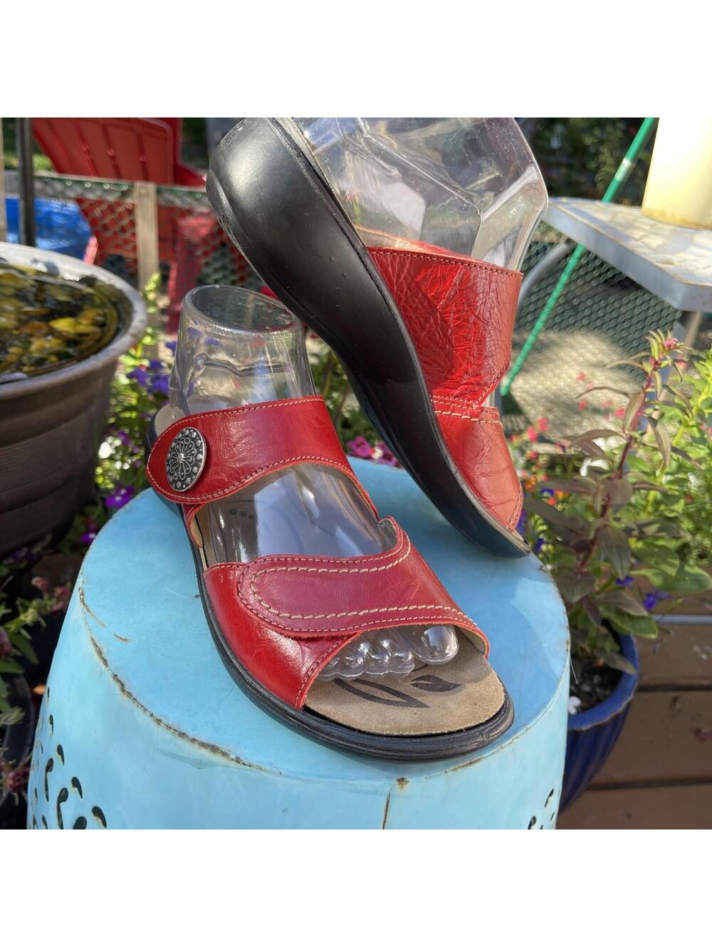 Romika Ibiza Red Leather Slide Sandal Sz 7.5